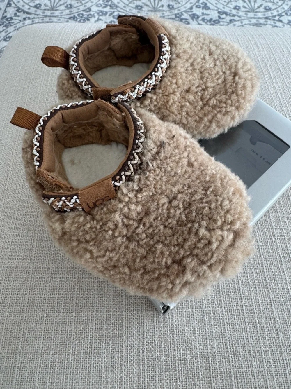 UGG baby Tasman maxi curly shoes